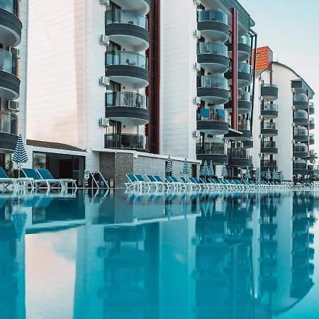 Grand Uysal & 3* Alanya