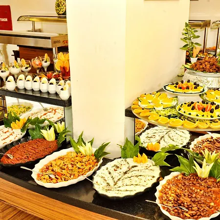 Hotel apartamentowy Grand Uysal & Alanya